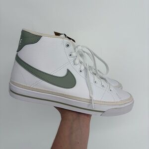 Nike High Top Sneakers Court Legacy Mid White Phantom Jade Horizon NWT